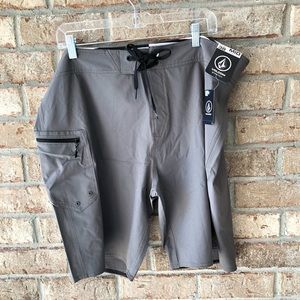 VOLCOM BOARD SHORTS